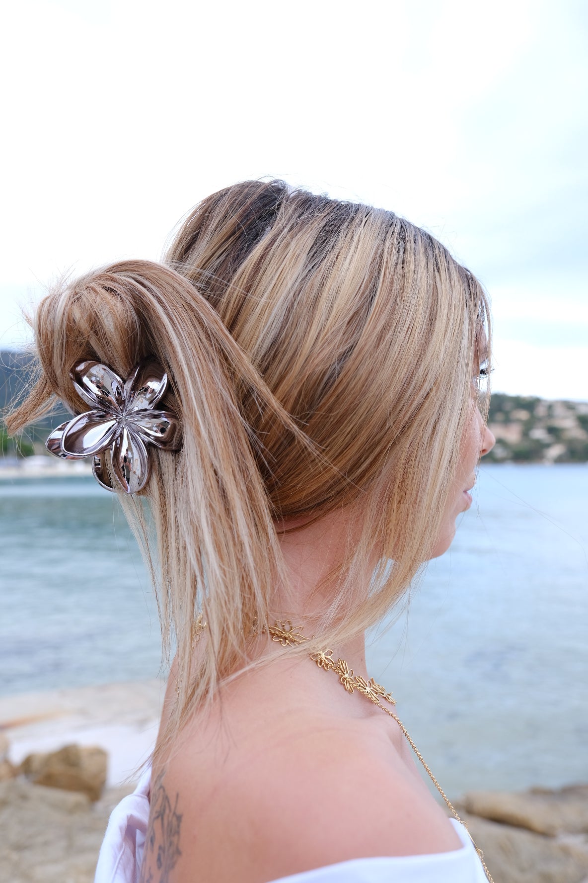 Fleur/pince à cheveux